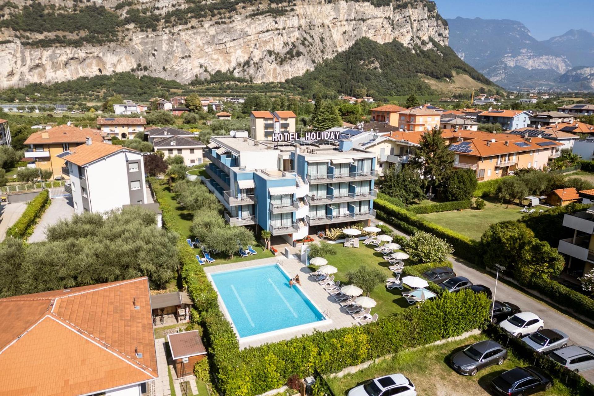 Hotel Holiday Sport & Relax Torbole Sul Garda Екстер'єр фото