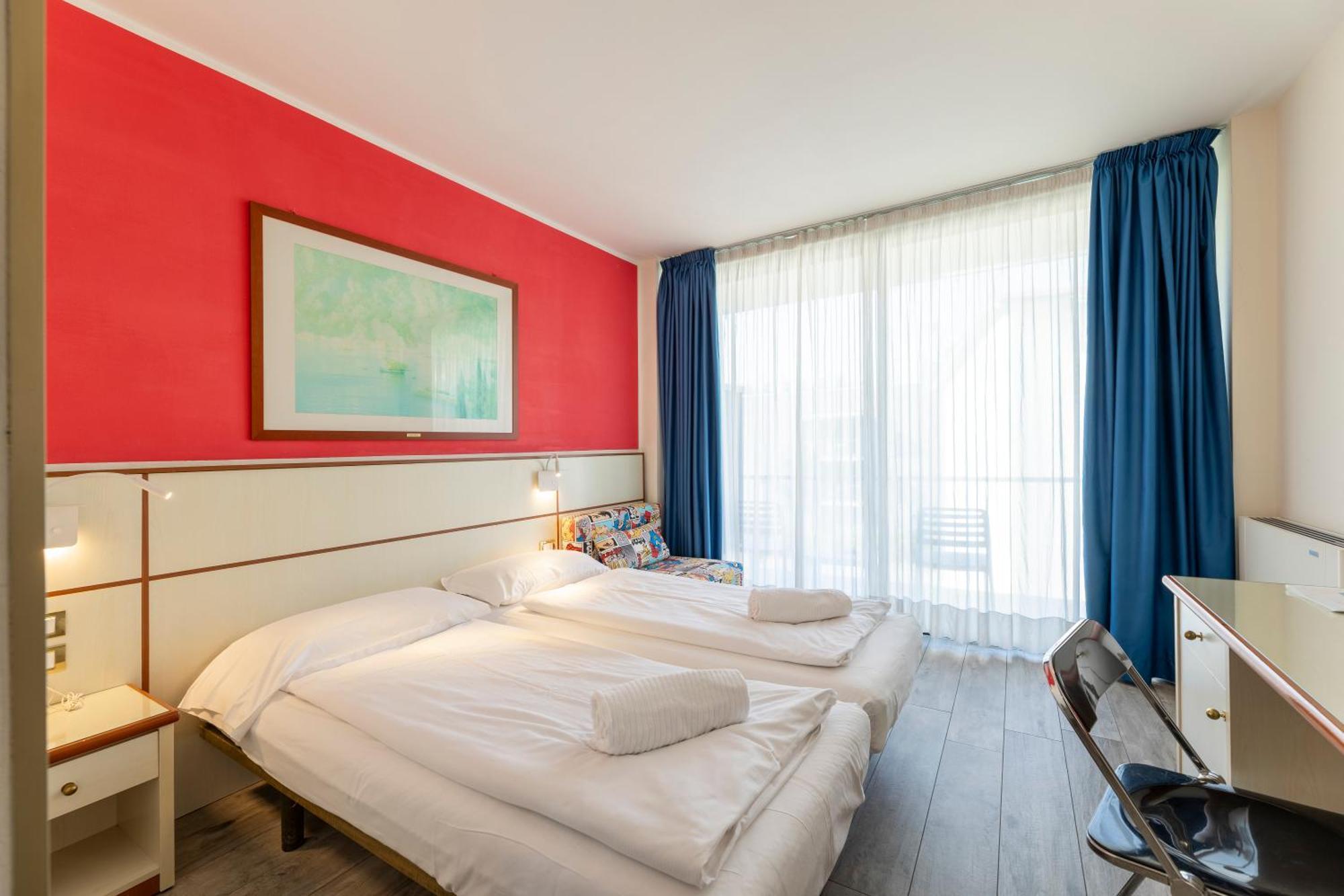 Hotel Holiday Sport & Relax Torbole Sul Garda Екстер'єр фото